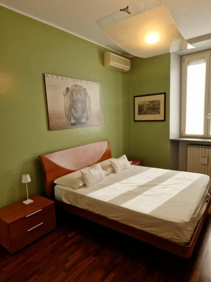 Cozy Flat Mins Walk To Navigli And Metro Porta Genova Apartment Милано Екстериор снимка