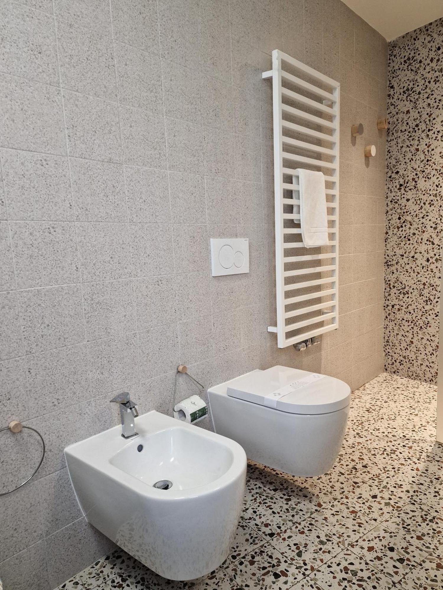 Cozy Flat Mins Walk To Navigli And Metro Porta Genova Apartment Милано Екстериор снимка
